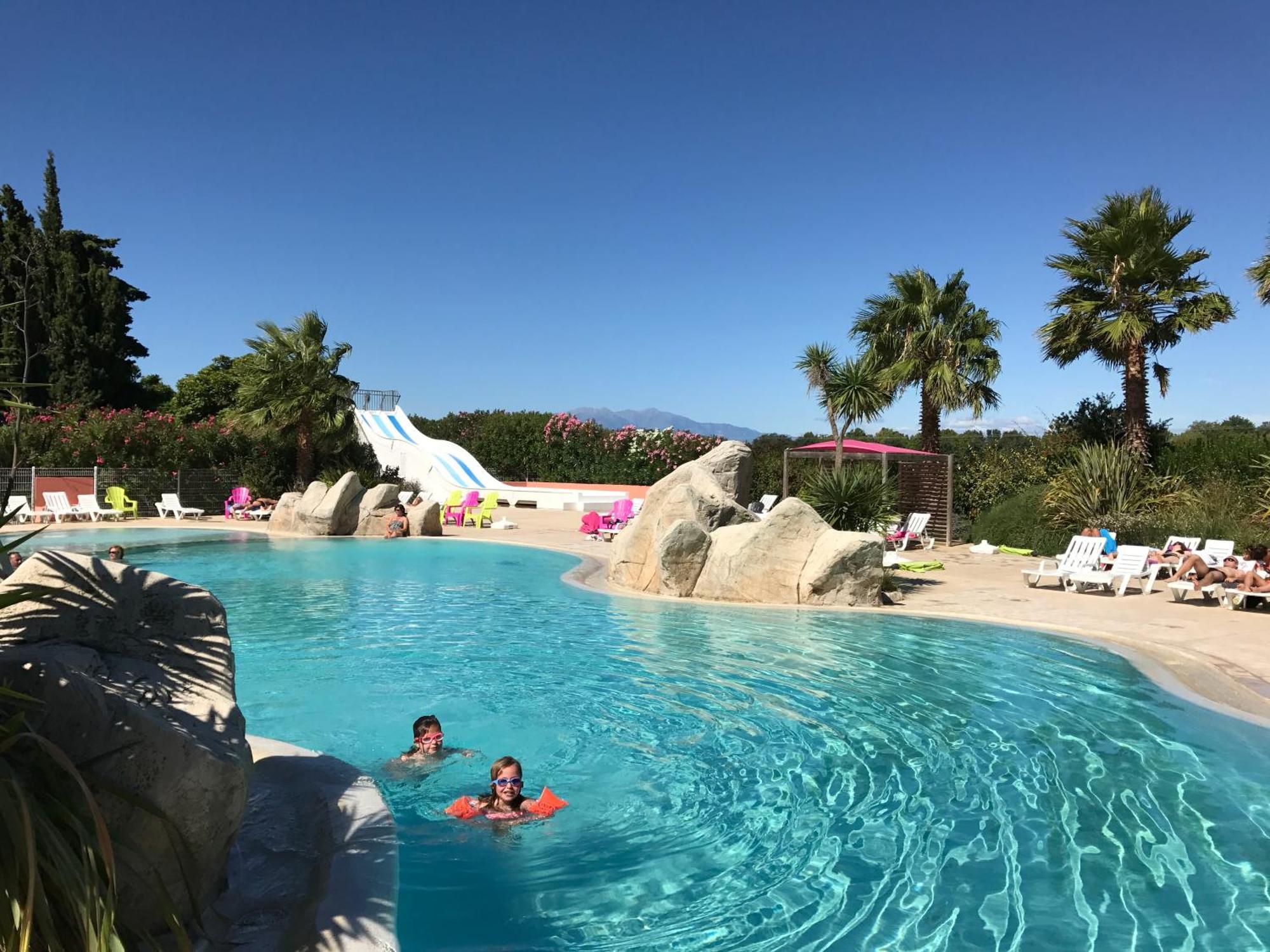 L'Hotel Du Mediterranee Аржеле-сюр-Мер Екстериор снимка